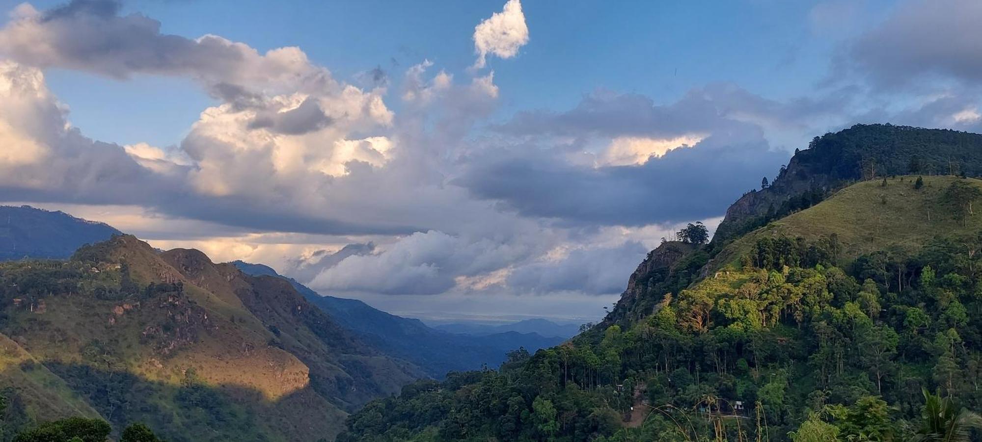 Meditation Monastery Stay Ella Bagian luar foto