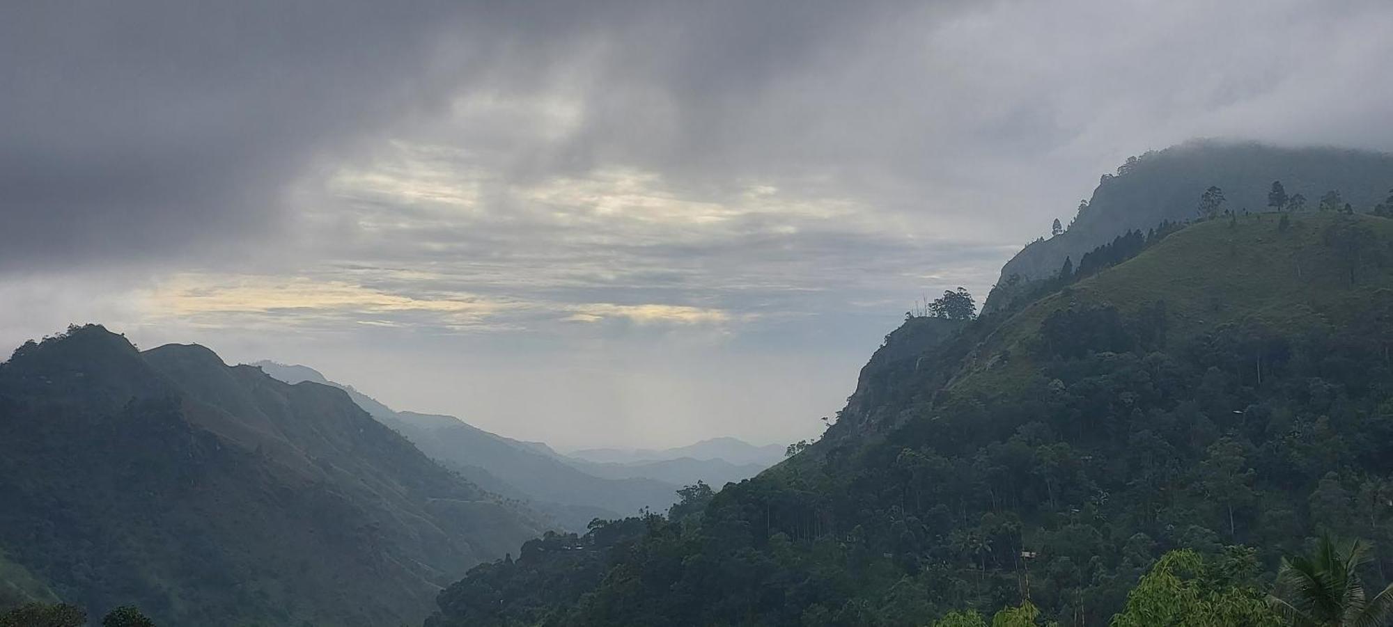 Meditation Monastery Stay Ella Bagian luar foto